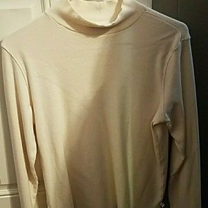 Liz Claiborne long sleeve sweater
